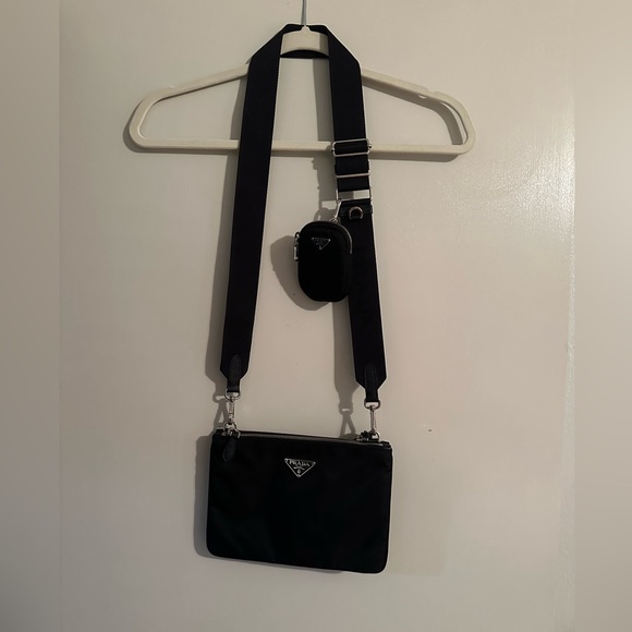 Prada crossbody purse - Picture 4 of 5